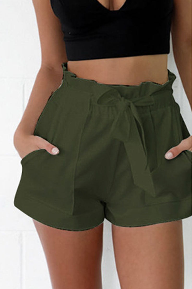 Shorts décontractés pour femmes avec ceinture élégante