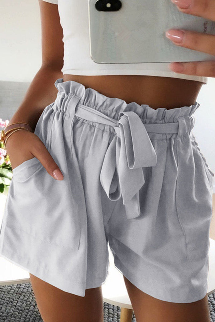 Shorts décontractés pour femmes avec ceinture élégante