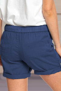 Short pour femmes avec cordon de taille ajustable et ourlet retourné pour un style décontracté