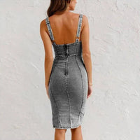T-shirt slim avec col en U et détails rayés pour un look élégant