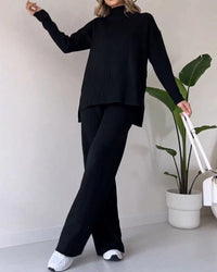 Ensemble décontracté élégant avec col roulé confortable et pantalon assorti pour un look sans effort