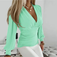 Élégante blouse à manches longues et col en V pour femmes - la tenue de bureau parfaite pour un look élégant et professionnel
