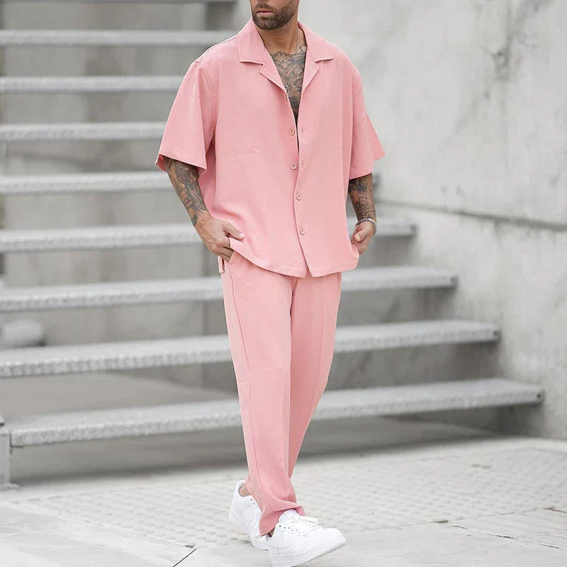 Ensemble décontracté pour hommes avec chemise ample et pantalon confortable
