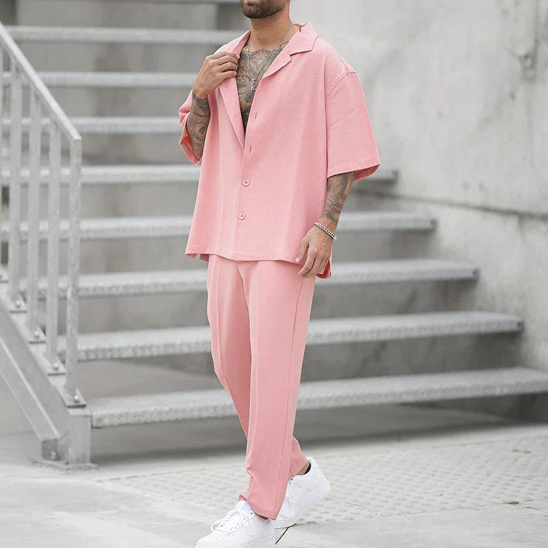 Ensemble décontracté pour hommes avec chemise ample et pantalon confortable