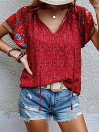 Chemisier élégant à motifs floraux pour femmes - top d'été léger et confortable pour un look élégant