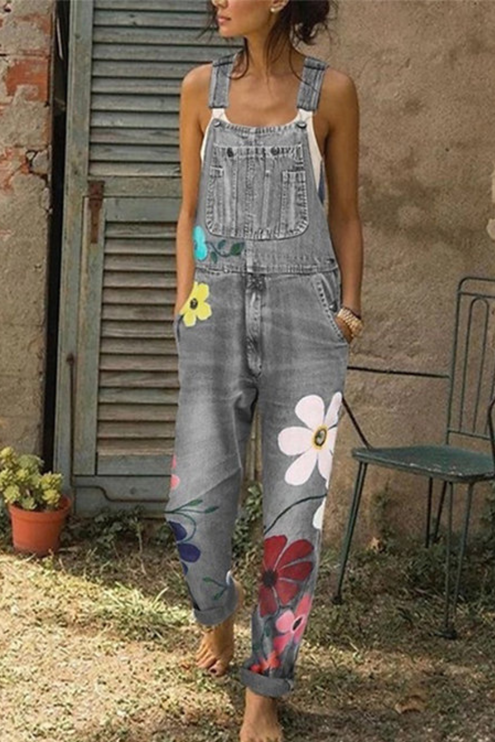 Salopette en denim élégante pour femmes avec imprimé floral et poches pratiques - parfaite combinaison décontractée à porter tous les jours