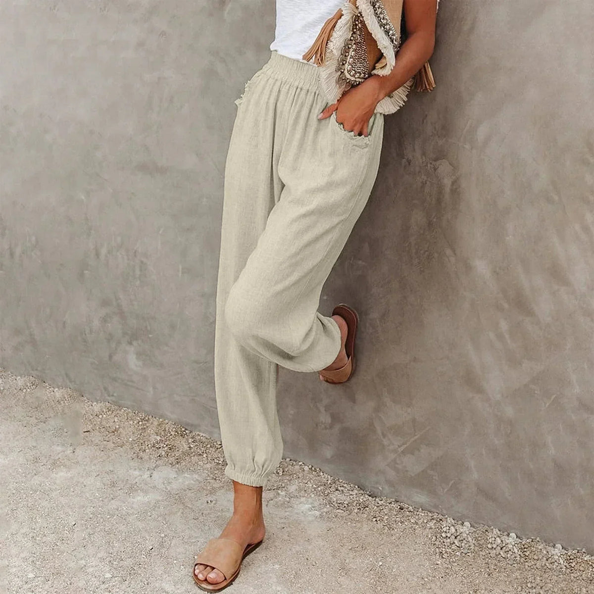 Pantalon léger et décontracté pour femmes avec ceinture élastique confortable - matière respirante et poches pratiques pour un confort quotidien