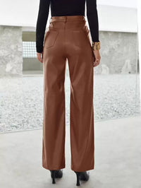 Pantalon taille haute en cuir végétalien pour femme avec des jambes larges élégantes pour un look élégant et décontracté