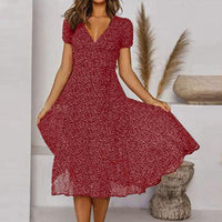 Robe d'été élégante avec col en V flatteur
