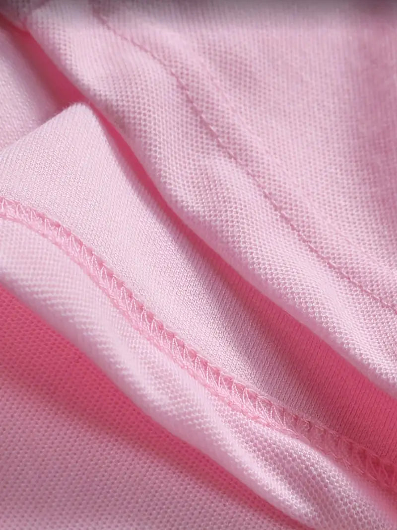 Polo Slim Fit à manches courtes pour hommes, avec un col classique et un motif à rayures verticales stylisé