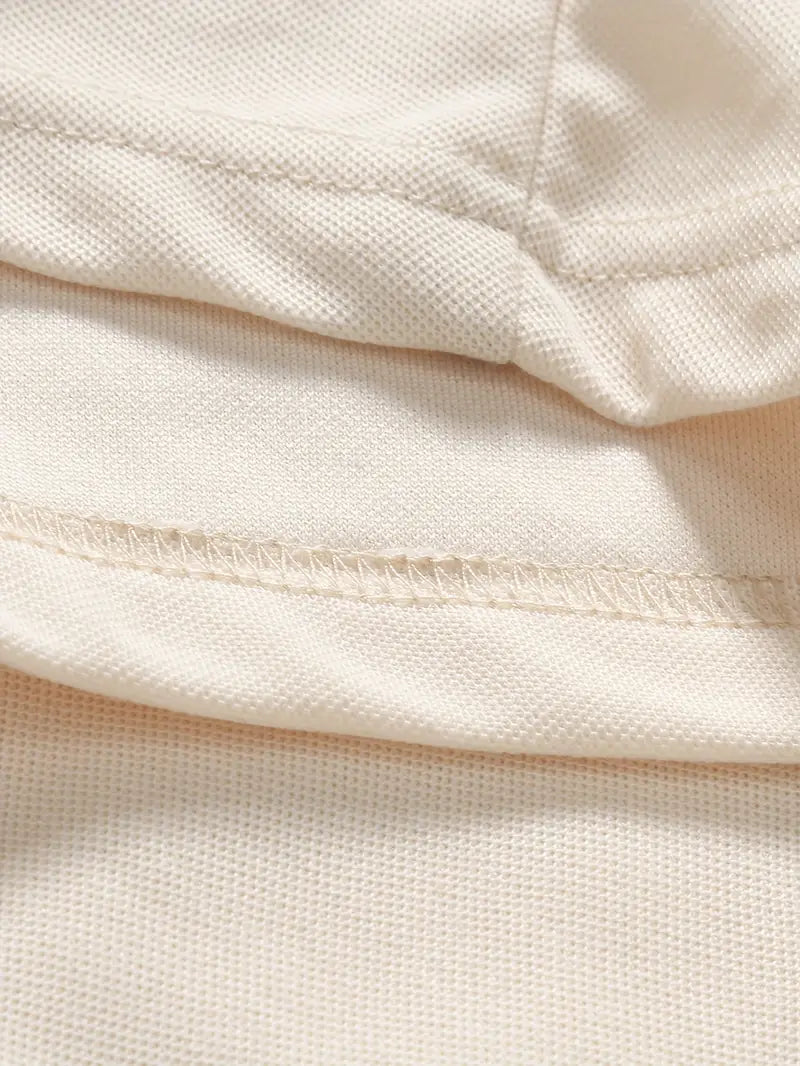 Polo Slim Fit à manches courtes pour hommes, avec un col classique et un motif à rayures verticales stylisé
