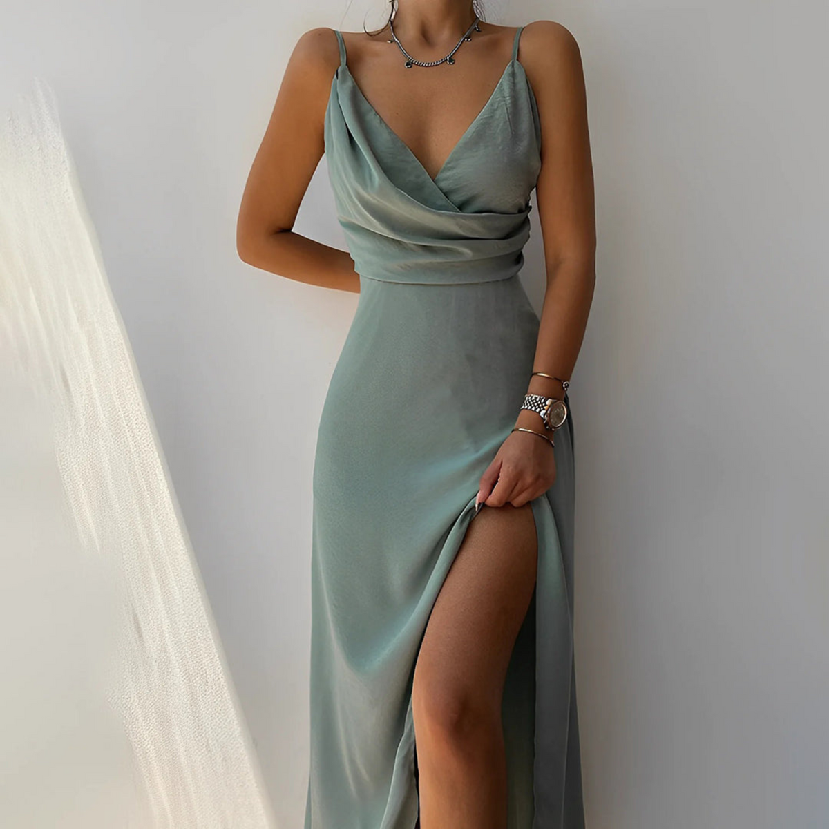 VELANORA - Chic Polyester Slim Fit Dress Perfect for Every Occasion