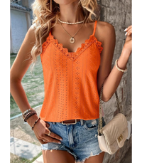 Élégant cami pour femmes avec dentelle - l'accent estival parfait pour un look sophistiqué