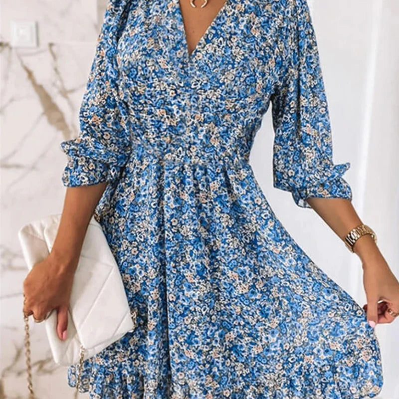Elegant Women's Dress For July - Style et confort parfaits