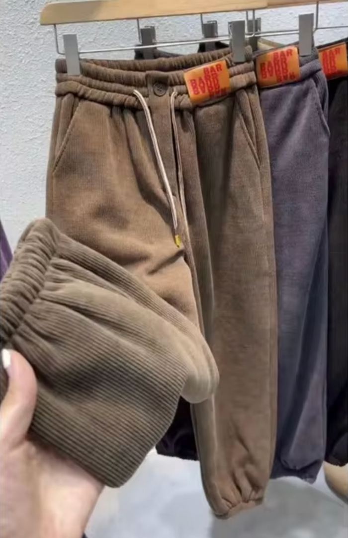 Short de jogging pour femmes avec doublure en polaire pour le confort et le style