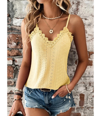 Élégant cami pour femmes avec dentelle - l'accent estival parfait pour un look sophistiqué