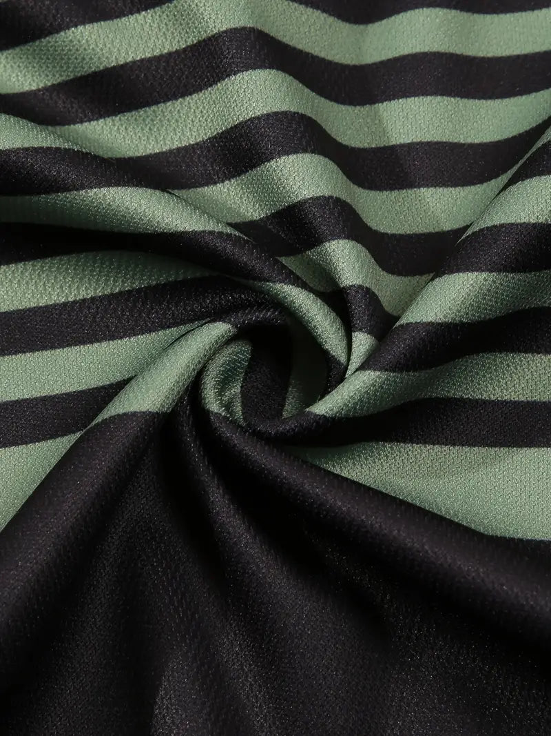 Camisa Polo Masculina - Ajuste Slim - Design Listrado - Manga Curta para Uso Casual