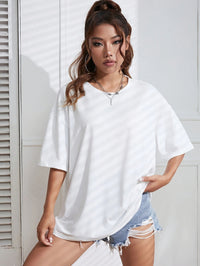 T-shirt surdimensionné à la mode pour femmes - coupe ample et confortable pour un look décontracté et branché