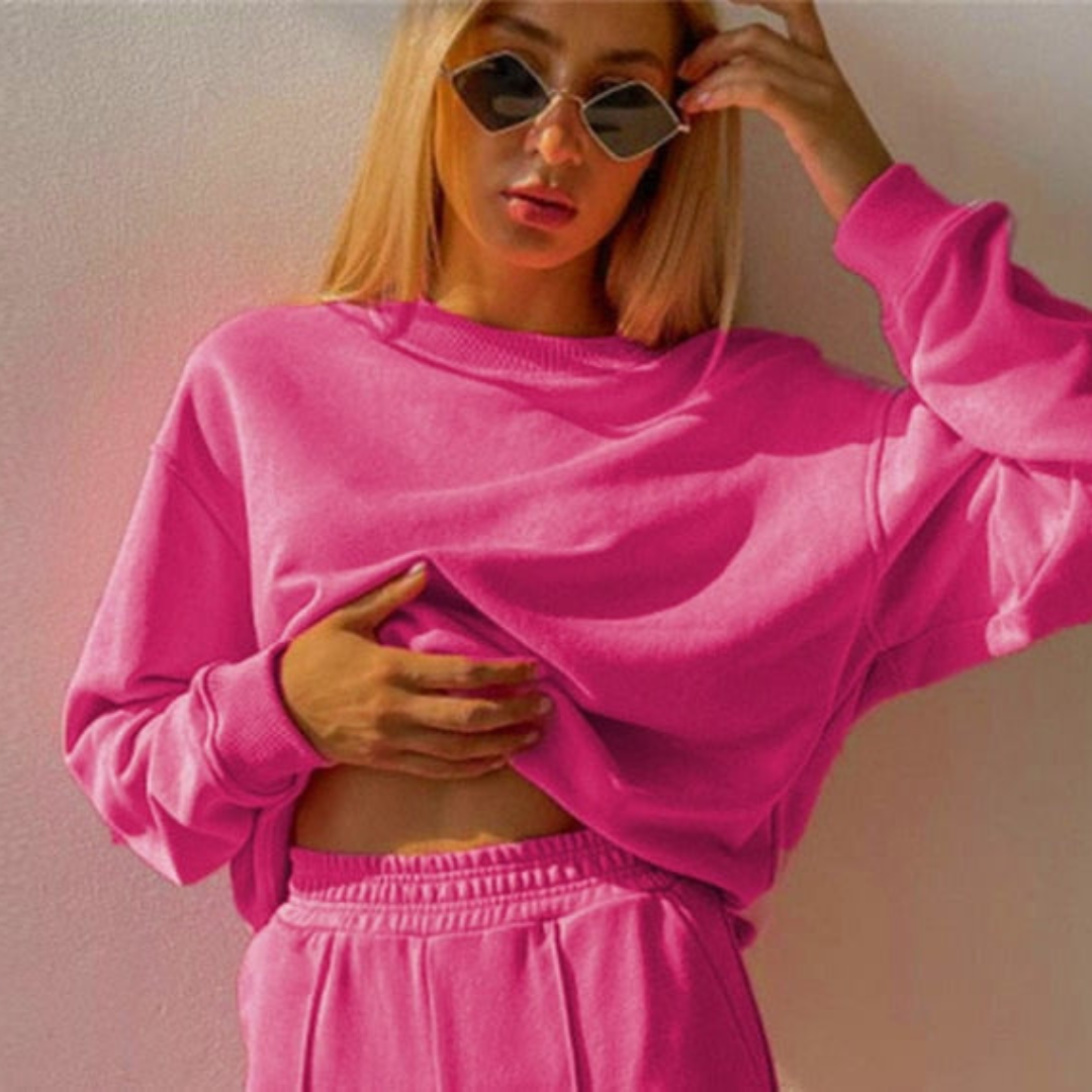 Lulu Luxury 2-Piece Jogging Suit for Women - Comfort and Style in One Set