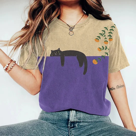 T-shirt pour femmes avec un motif artistique unique de chat - Parfait pour les amoureux des chats