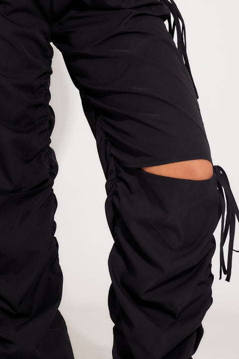 Pantalon cargo pour femme - pantalon utilitaire élégant et polyvalent en gris pour un look décontracté