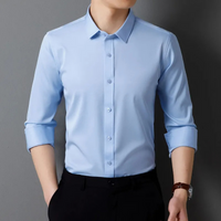 Camisole de corte ajustée pour homme avec mangas largas et cierre de botones