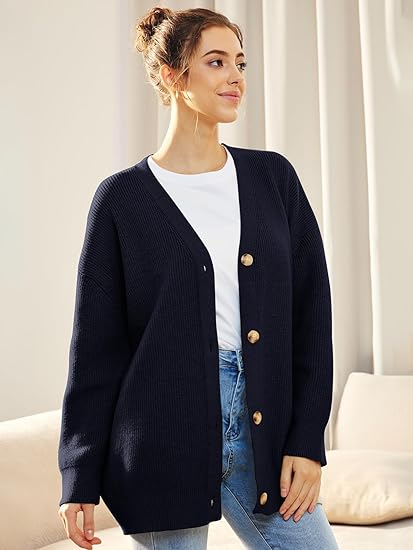 Cardigan surdimensionné pour femmes avec col en V et fermeture à boutons pour un look élégant et confortable