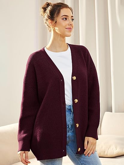 Cardigan surdimensionné pour femmes avec col en V et fermeture à boutons pour un look élégant et confortable