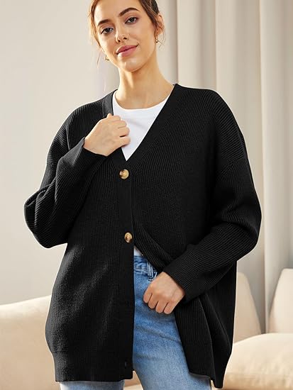 Cardigan surdimensionné pour femmes avec col en V et fermeture à boutons pour un look élégant et confortable