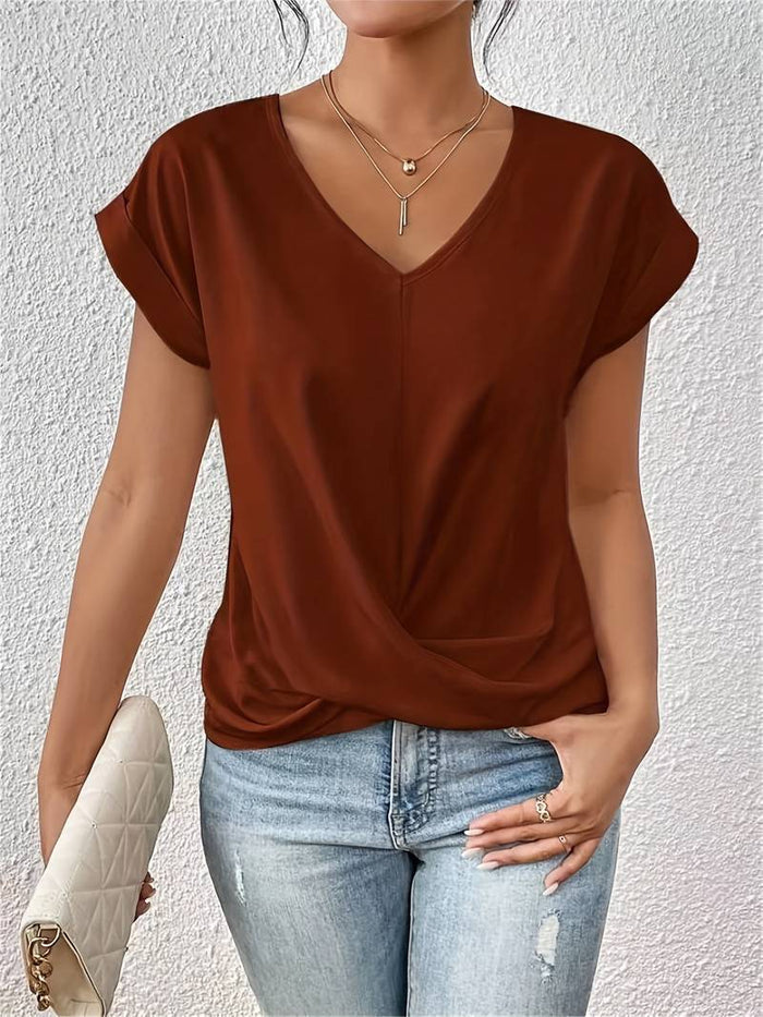 T-shirt élégant à col en V avec détails torsadés pour femmes - chemisier court idéal pour un look chic et décontracté