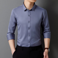 Camisole de corte ajustée pour homme avec mangas largas et cierre de botones