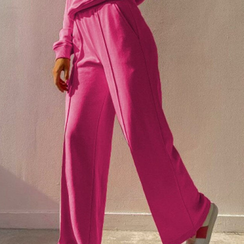 Lulu Luxury 2-Piece Jogging Suit for Women - Comfort and Style in One Set