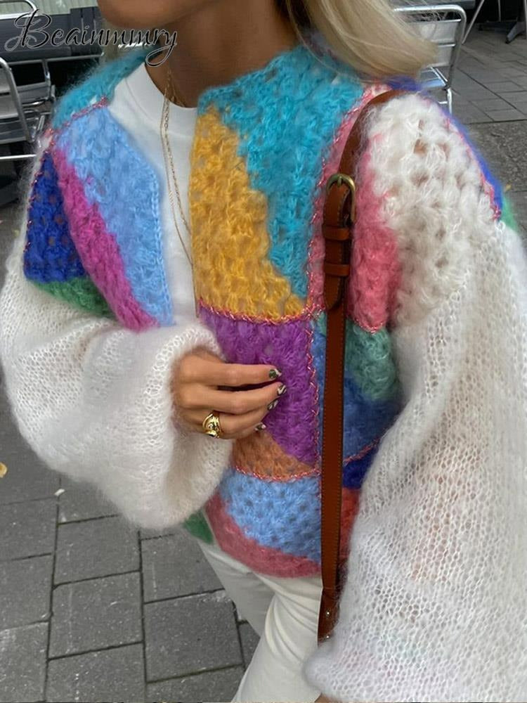 Cardigan court en tricot coloré à manches bouffantes pour femmes Aleta - un must en matière de style et de confort