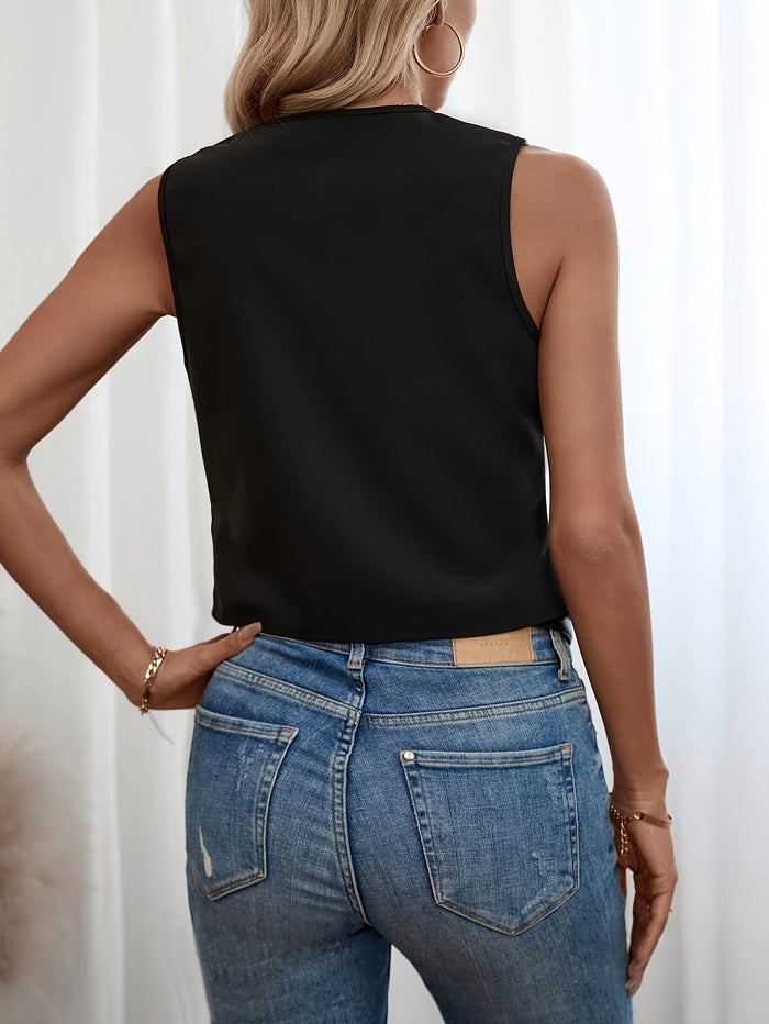 Élégant top enveloppant sans manches noir et blanc pour femmes, avec détails de boutons élégants