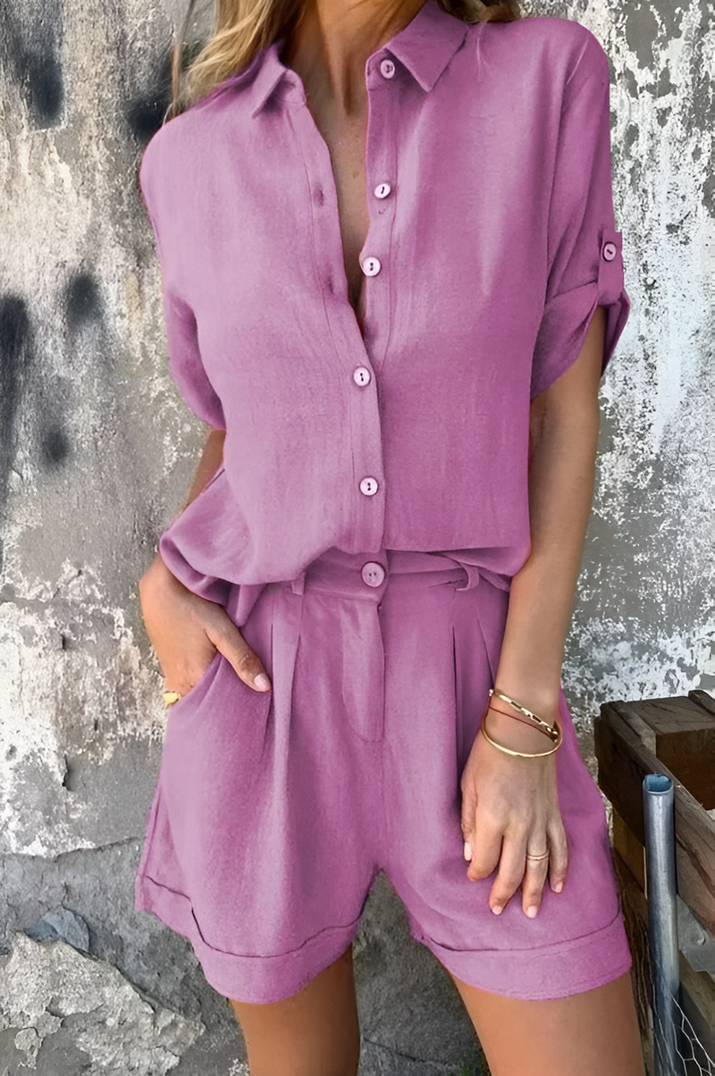Ensemble d'été 2 pièces pour femmes avec chemise décontractée et short - coupe aérée et confortable pour les journées décontractées