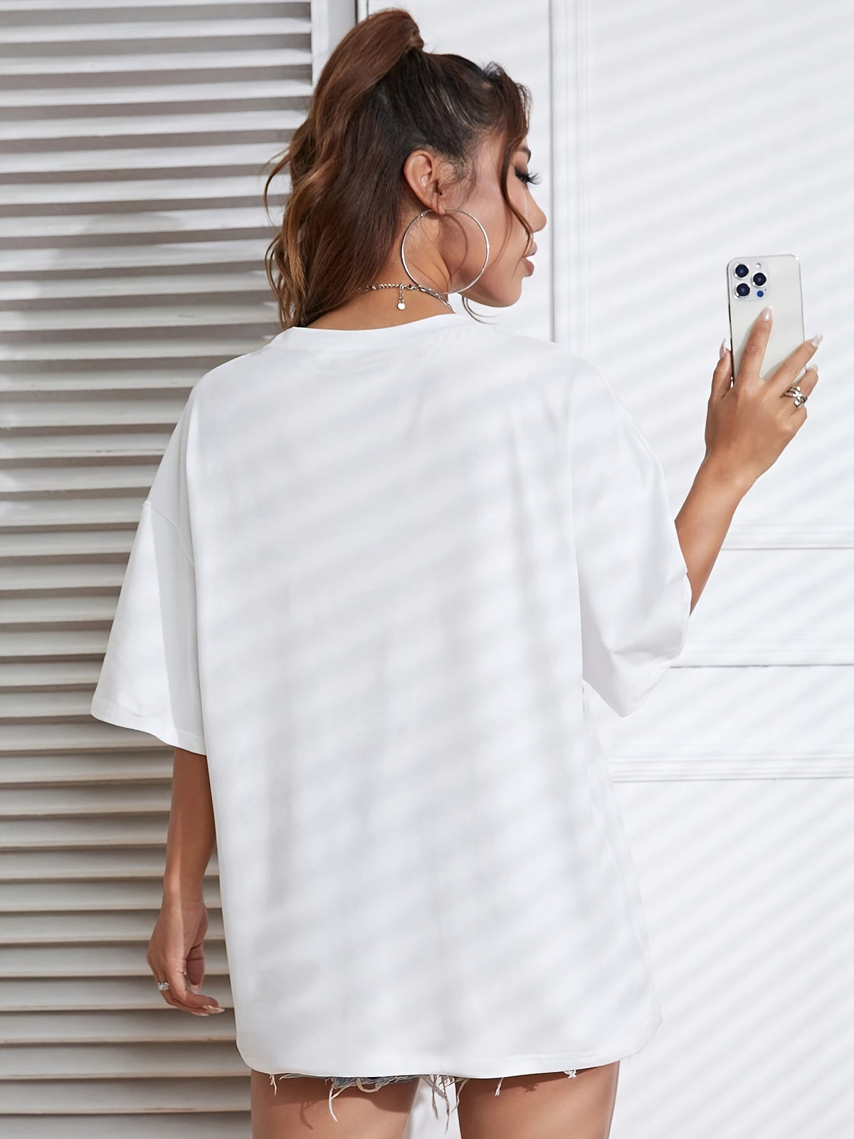 T-shirt surdimensionné à la mode pour femmes - coupe ample et confortable pour un look décontracté et branché