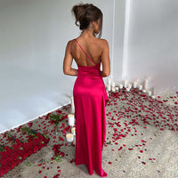Robe longue en satin élégante pour femmes