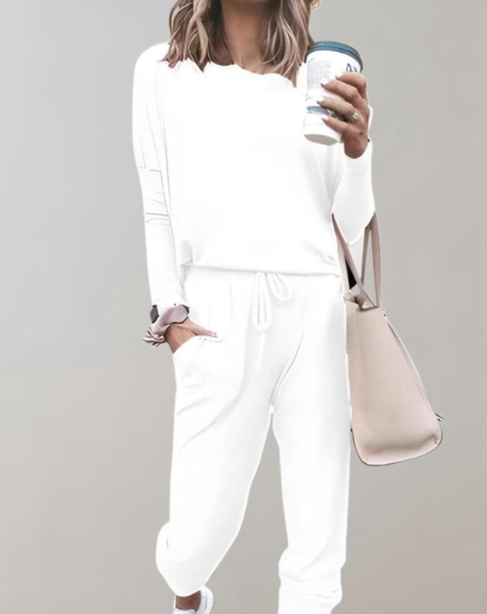 Ensemble confortable de vêtements d'intérieur pour femmes, composé d'un haut et d'un pantalon douillets, pour une décontraction optimale