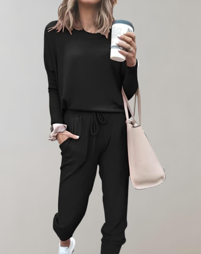 Ensemble confortable de vêtements d'intérieur pour femmes, composé d'un haut et d'un pantalon douillets, pour une décontraction optimale