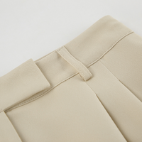 Élégant pantalon large à taille haute pour femme - tenue de bureau élégante et confortable pour un look professionnel