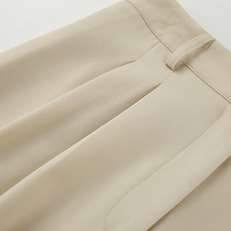 Élégant pantalon large à taille haute pour femme - tenue de bureau élégante et confortable pour un look professionnel