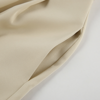 Élégant pantalon large à taille haute pour femme - tenue de bureau élégante et confortable pour un look professionnel