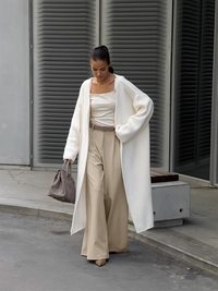 Élégant pantalon large à taille haute pour femme - tenue de bureau élégante et confortable pour un look professionnel