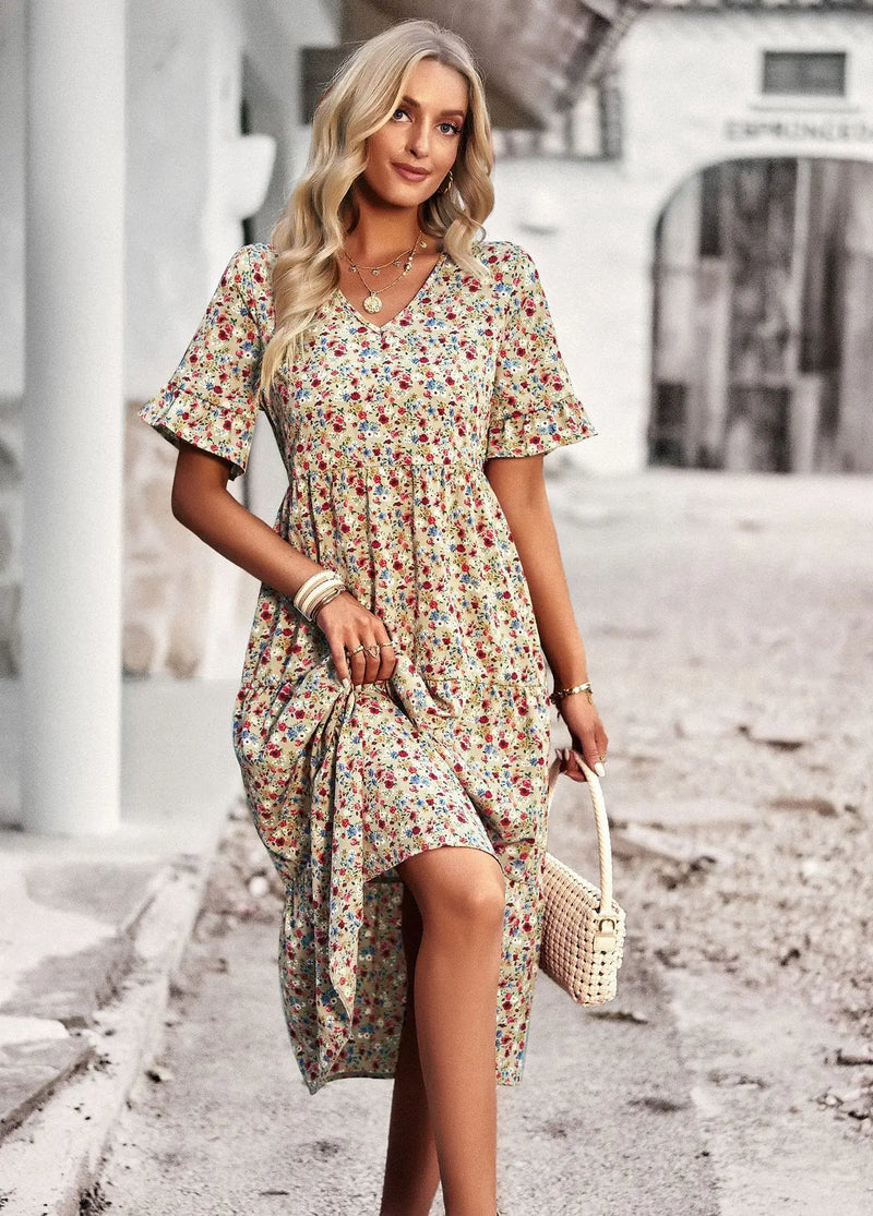 Élégant manteau de kurzarm imprimé floral avec une écharpe en V en tissu léger