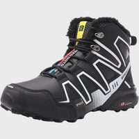 Hans - Des chaussures de randonnée élégantes pour les poussettes aventureuses