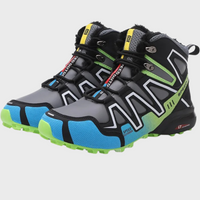 Hans - Des chaussures de randonnée élégantes pour les poussettes aventureuses