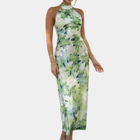 Robe féminine chic à col licou floral - sans manches longueur midi Parfaite pour les occasions élégantes et les journées d'été