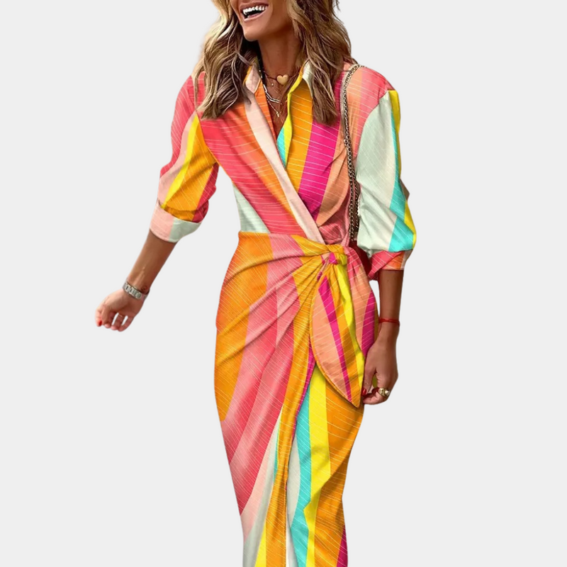 Robe longue enveloppante en satin coloré - Sabina