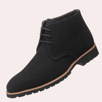 Chaussures de luxe élégantes pour l'homme sophistiqué