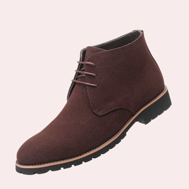 Chaussures de luxe élégantes pour l'homme sophistiqué